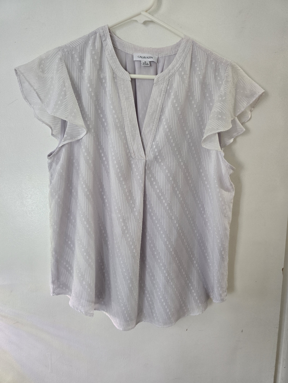 Calvin Klein White Flutter Sleeve Blouse Womens V Neck Lightweight Work Top
